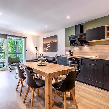 Appartement Moderne Au Coeur D'Annecy - A Deux Pas Du Lac Et De La Vieille Ville Esterno foto