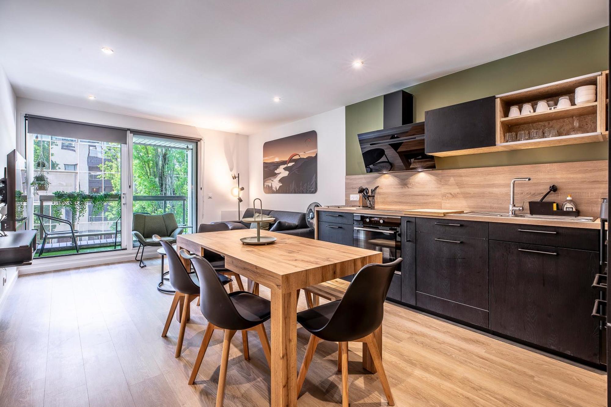 Appartement Moderne Au Coeur D'Annecy - A Deux Pas Du Lac Et De La Vieille Ville Esterno foto