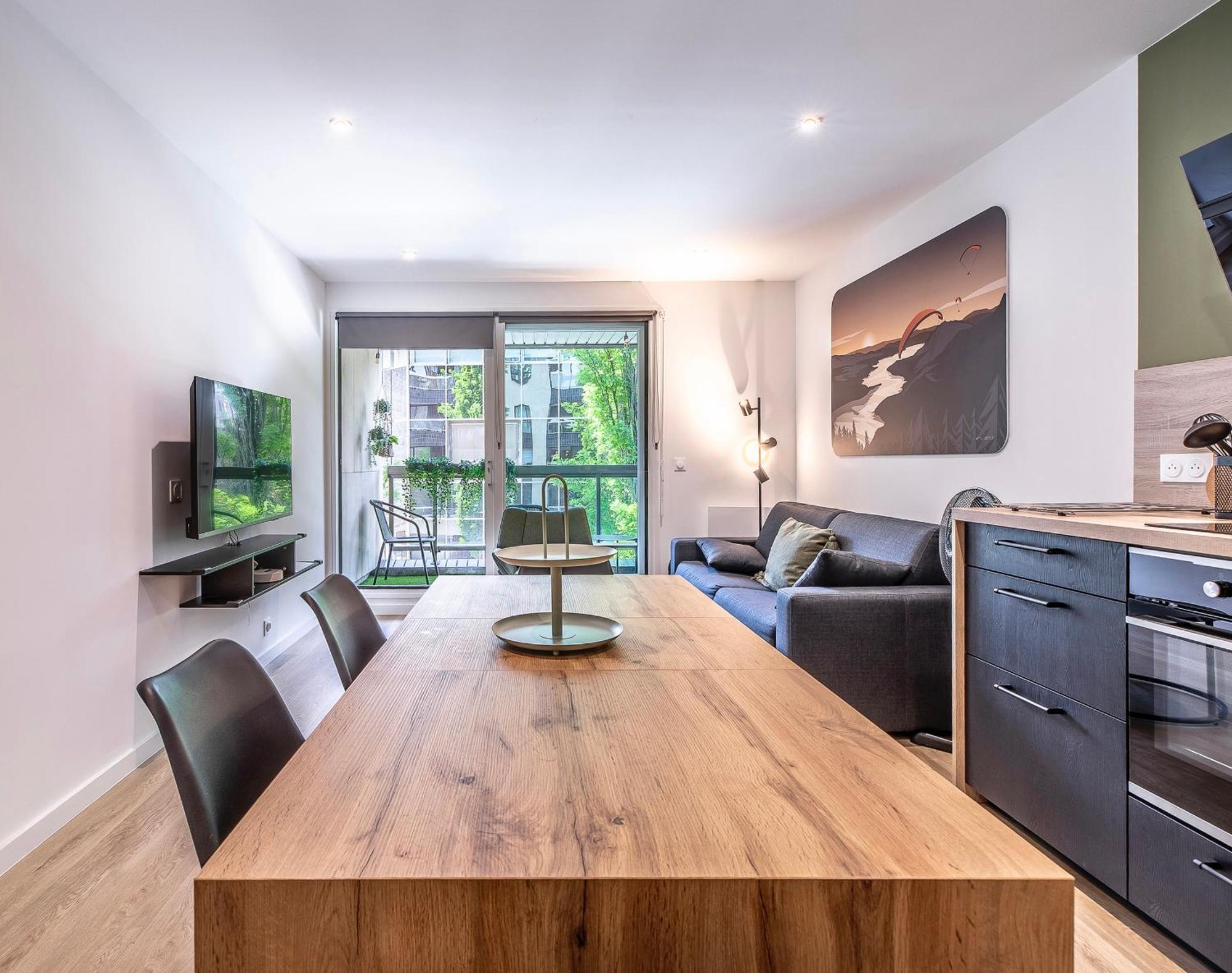 Appartement Moderne Au Coeur D'Annecy - A Deux Pas Du Lac Et De La Vieille Ville Esterno foto